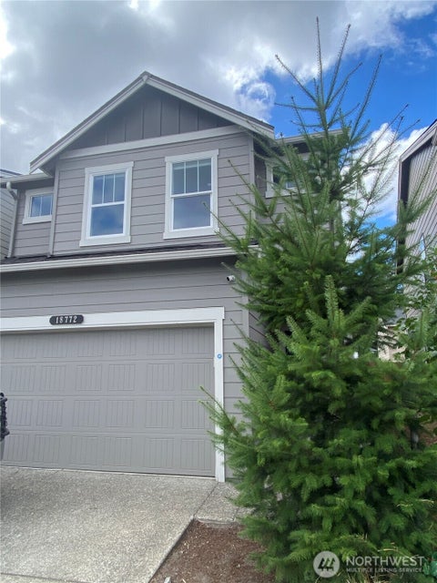 Photo of 18772 Lipoma Place E #995, Puyallup, WA 98374 (MLS # 2575774)
