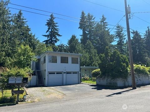 Photo of 14410 22nd Avenue SW, Burien, WA 98166 (MLS # 2513266)