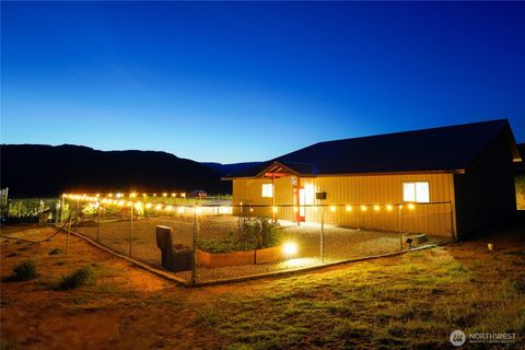 Photo of 675 Peach Road, Waterville, WA 98858 (MLS # 2370184)