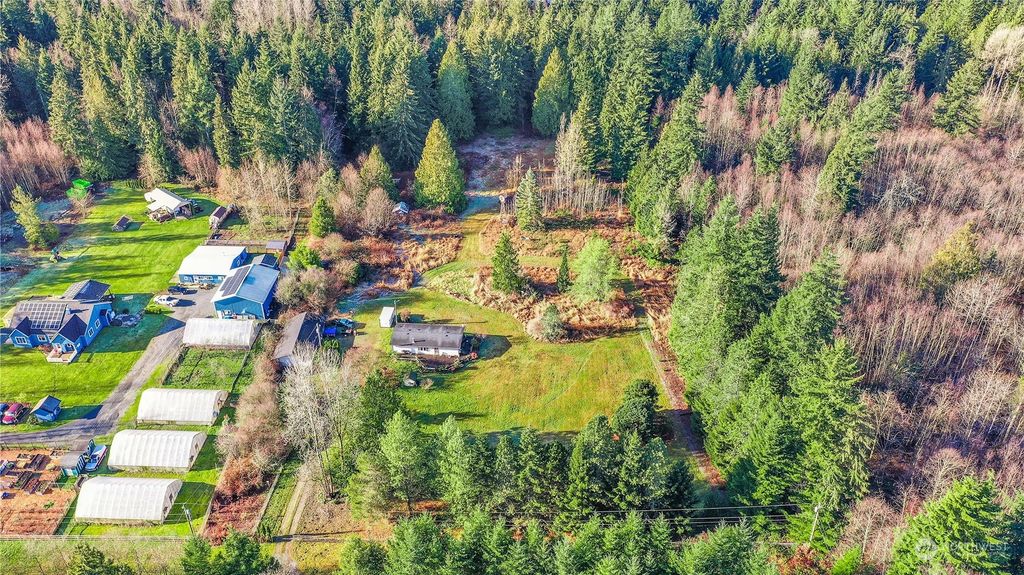 Photo of 7918 111th Avenue NE, Lake Stevens, WA 98258 (MLS # 2324399)