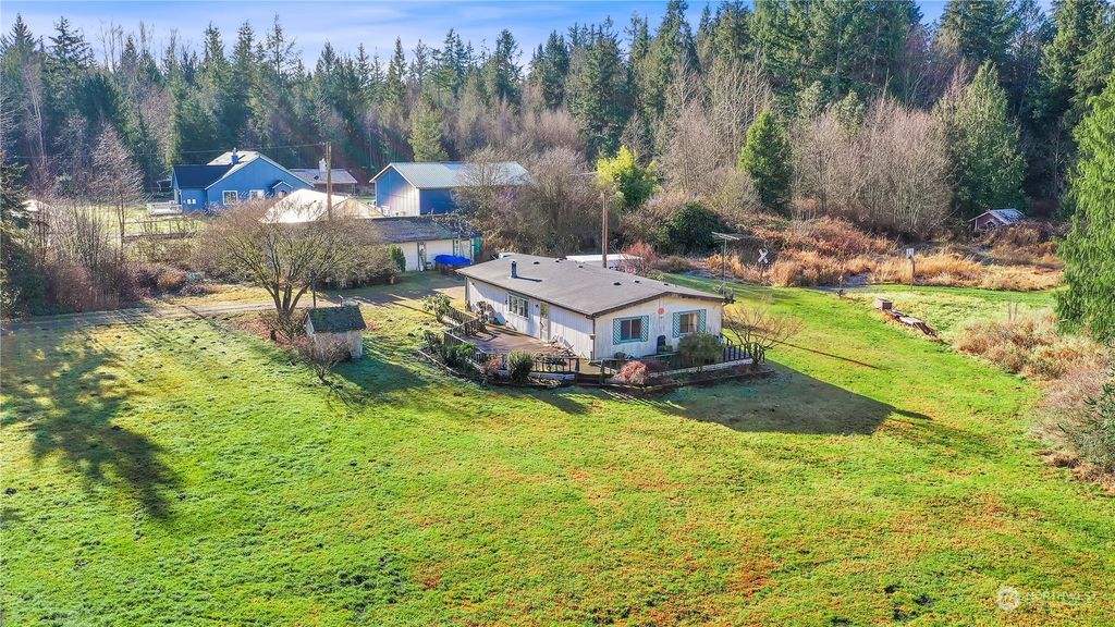 Photo of 7918 111th Avenue NE, Lake Stevens, WA 98258 (MLS # 2324399)