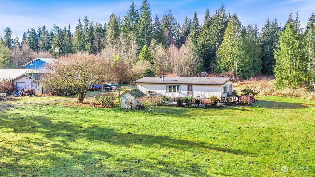 Photo of 7918 111th Avenue NE, Lake Stevens, WA 98258 (MLS # 2324399)