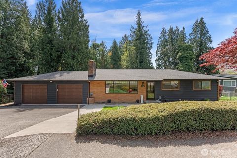 Photo of 2102 Bloyd Street, Kelso, WA 98626 (MLS # 2497761)