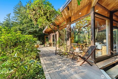 9506 240 Avenue SE Issaquah WA 98027