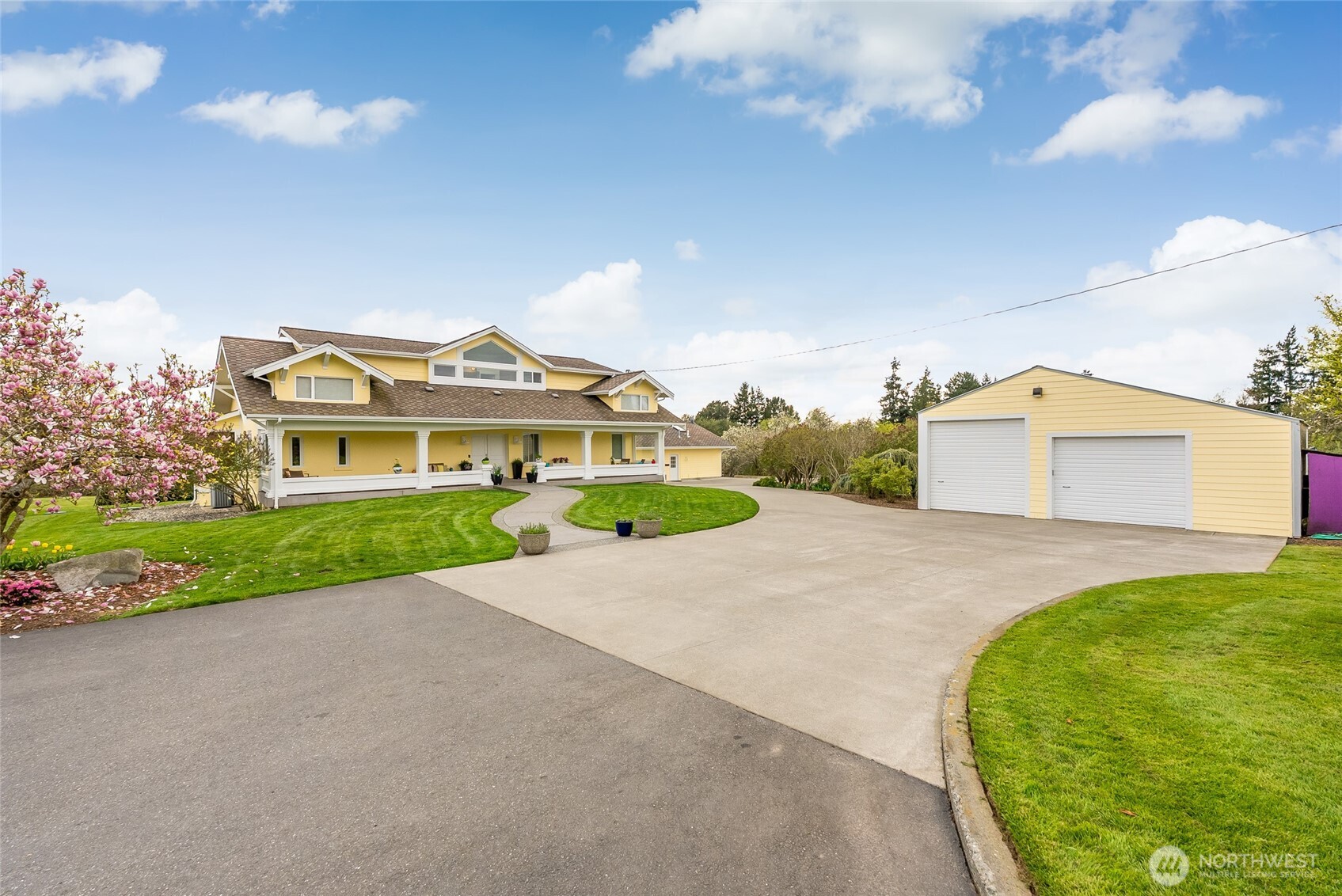 3910 Cliffside Drive