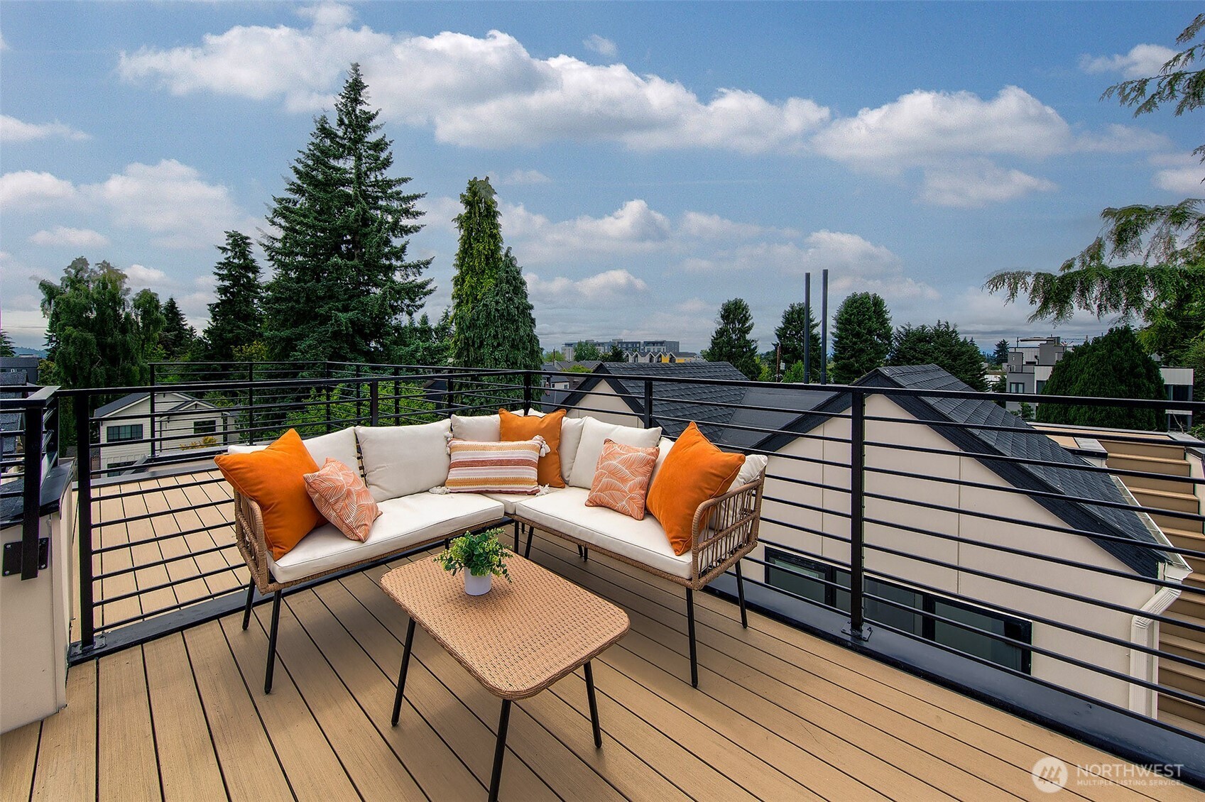 Seattle, Washington 98117, United States, 2 Bedrooms Bedrooms, ,3 BathroomsBathrooms,Residential,Active,176611