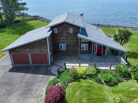 Photo of 830 Riverview LN Ln, Chinook, WA 98614 (MLS # 2503940)