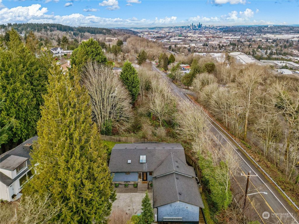 Photo of 322 S 104th Street, Seattle, WA 98168 (MLS # 2320088)