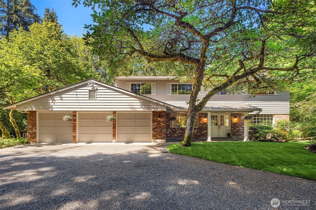 Photo of 19817 183rd Place NE, Woodinville, WA 98077 (MLS # 2371564)
