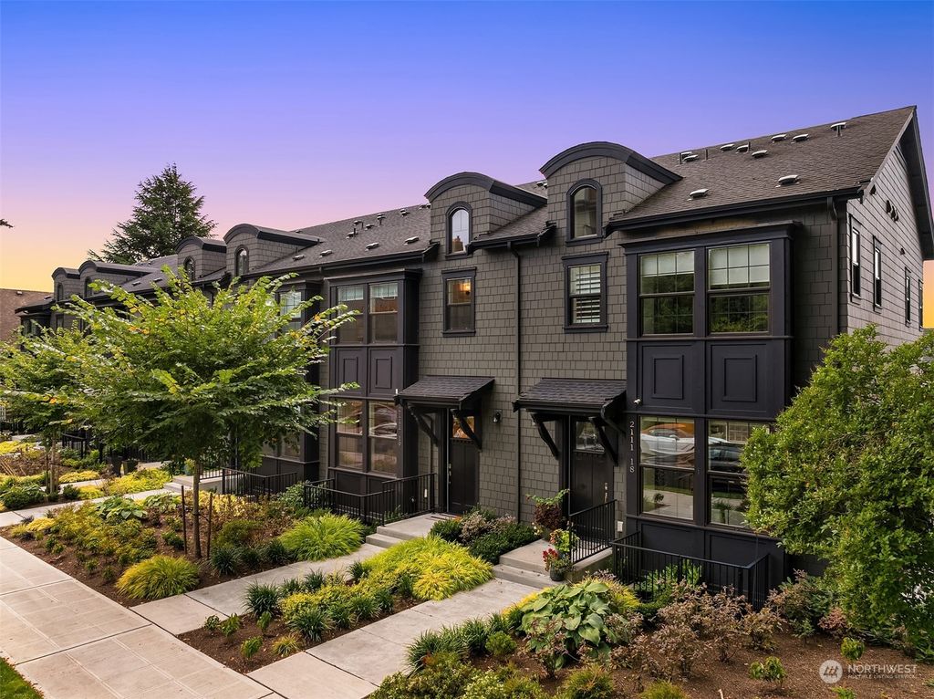 Photo of 2111 9th Avenue W #19, Seattle, WA 98119 (MLS # 2293420)
