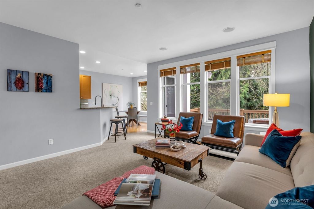 Photo of 6441 SE Cougar Mountain Way, Bellevue, WA 98006 (MLS # 2474887)