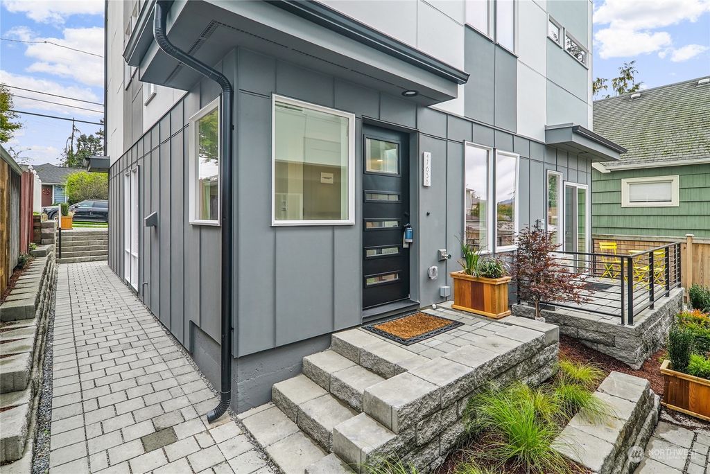 Photo of 4765 35th Avenue NE #B, Seattle, WA 98105 (MLS # 2180683)