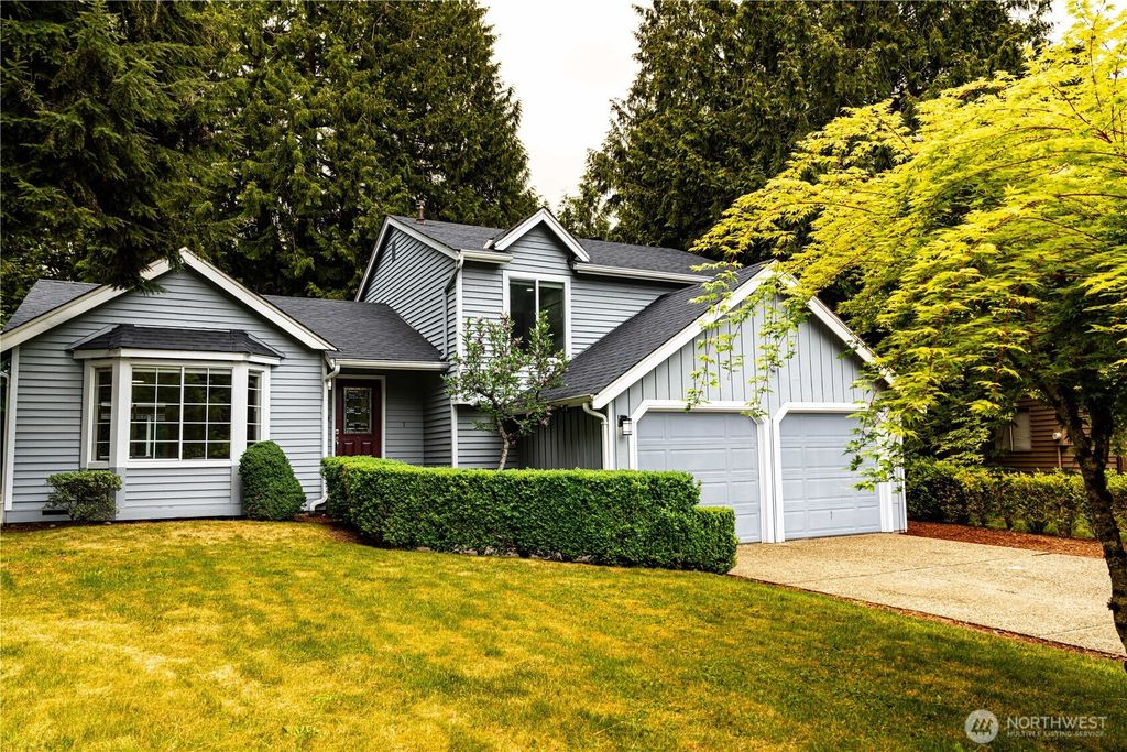 Photo of 22039 NE 15th Street, Sammamish, WA 98074 (MLS # 2518779)