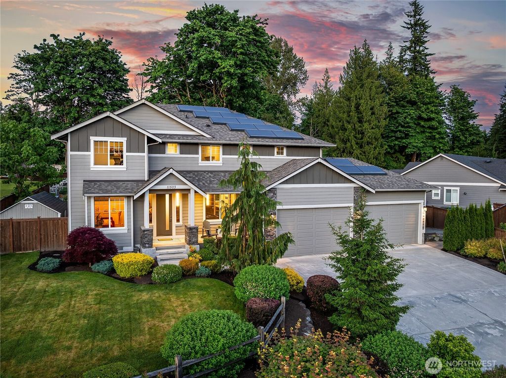 Photo of 11503 211th Avenue SE, Snohomish, WA 98290 (MLS # 2390250)