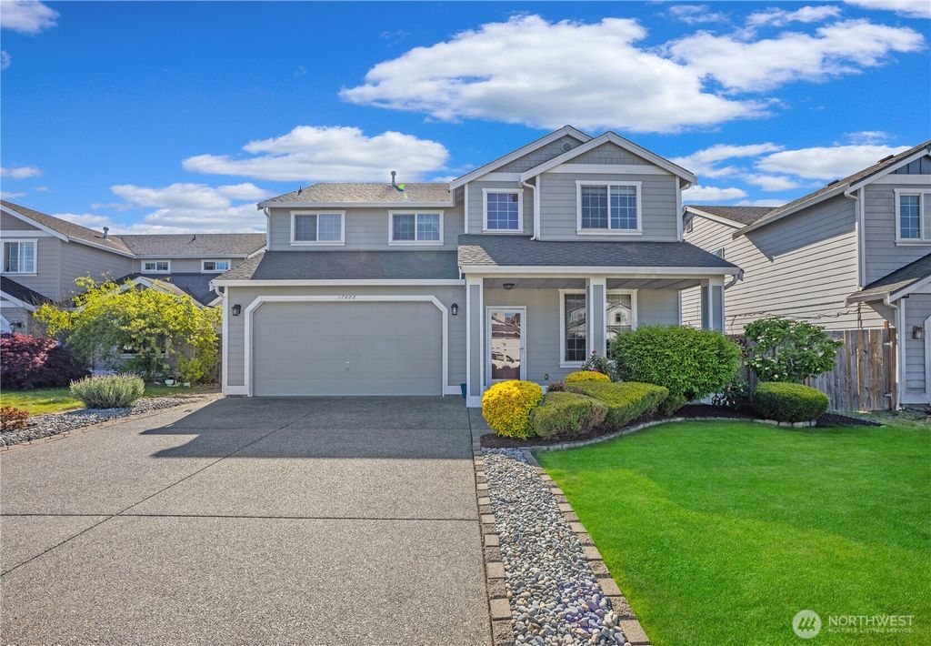 Photo of 17422 90th Avenue E, Puyallup, WA 98375 (MLS # 2502099)