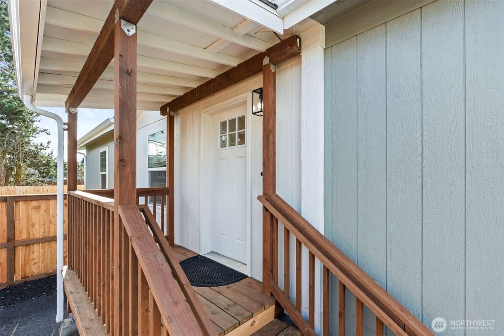 Photo of 1110 A W Walnut Street, Centralia, WA 98531 (MLS # 2502648)