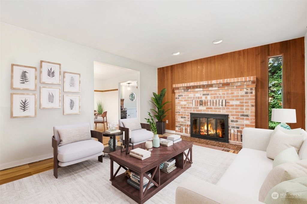 Photo of 14710 255th Avenue SE, Issaquah, WA 98027 (MLS # 2038608)