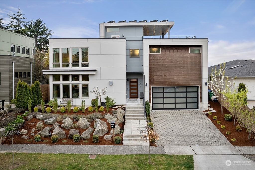 Photo of 1927 48th Avenue SW, Seattle, WA 98116 (MLS # 2217578)