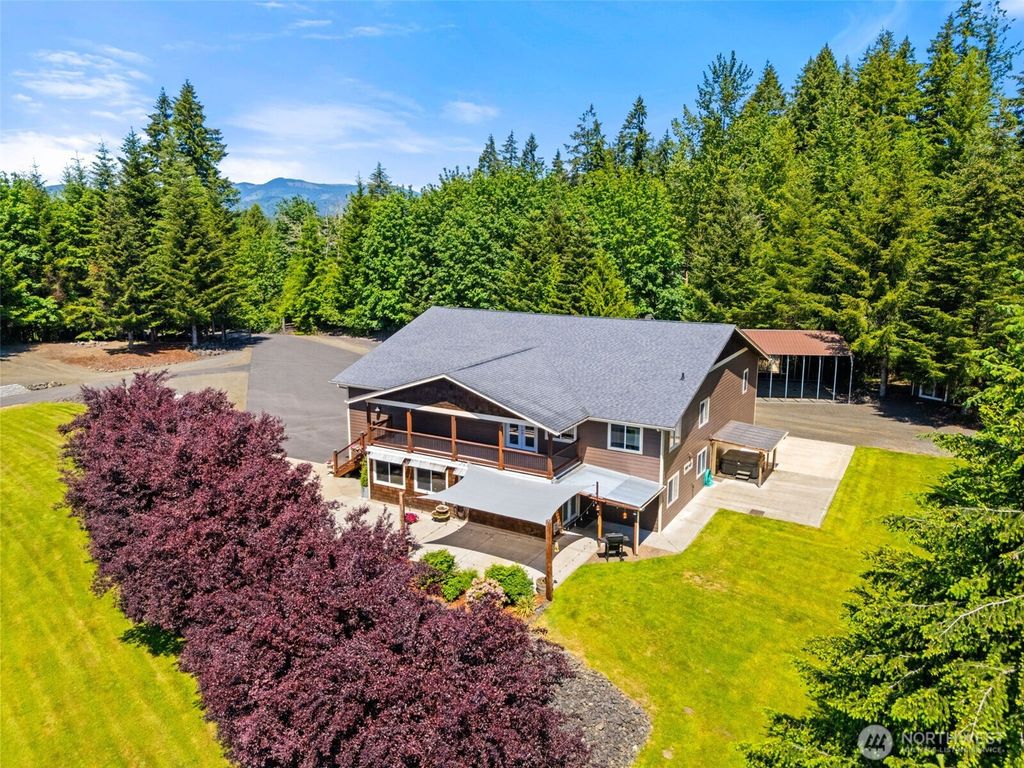Photo of 5924 139th Trail SW, Rochester, WA 98579 (MLS # 2532162)