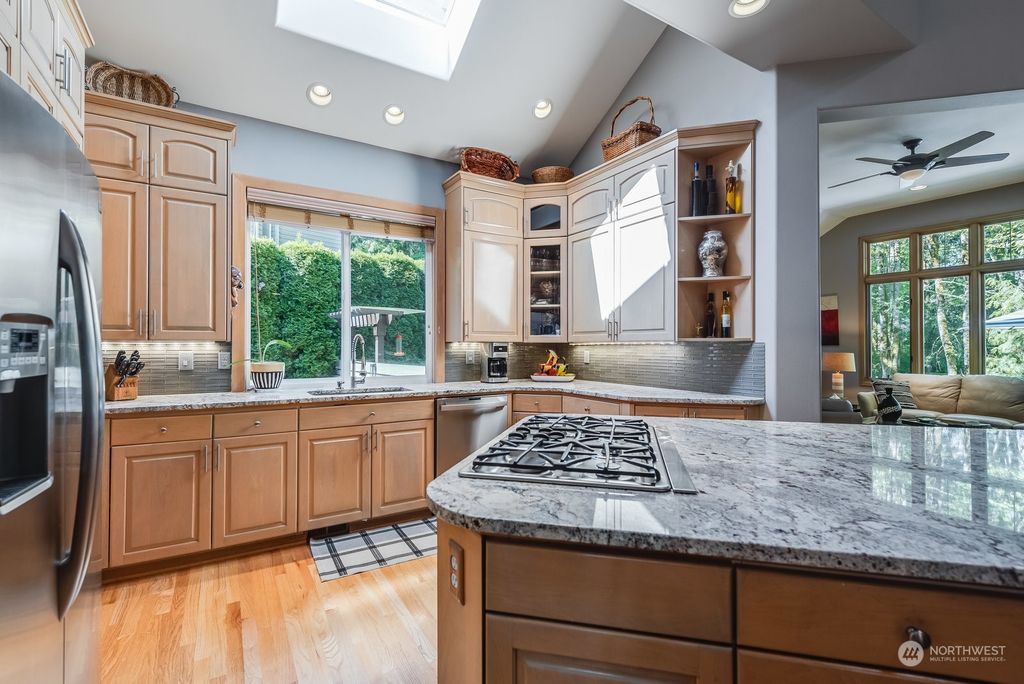 Photo of 5571 178 Avenue SE, Bellevue, WA 98006 (MLS # 2236373)