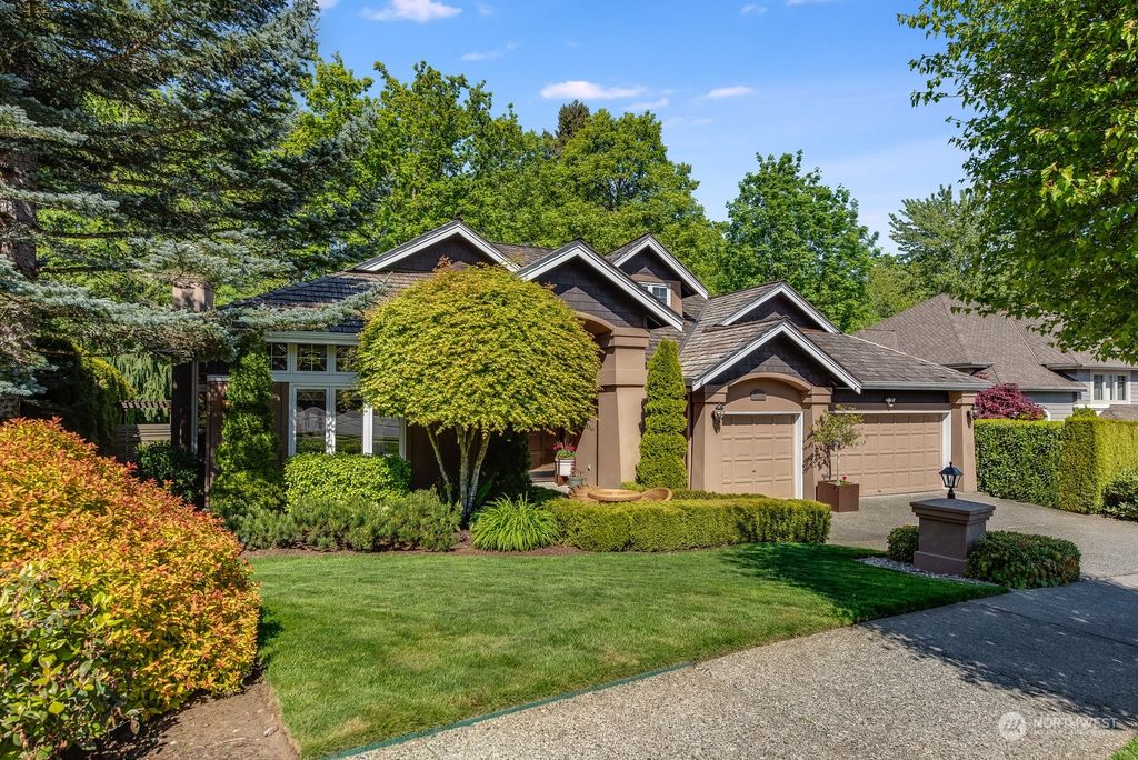 Photo of 5571 178 Avenue SE, Bellevue, WA 98006 (MLS # 2236373)