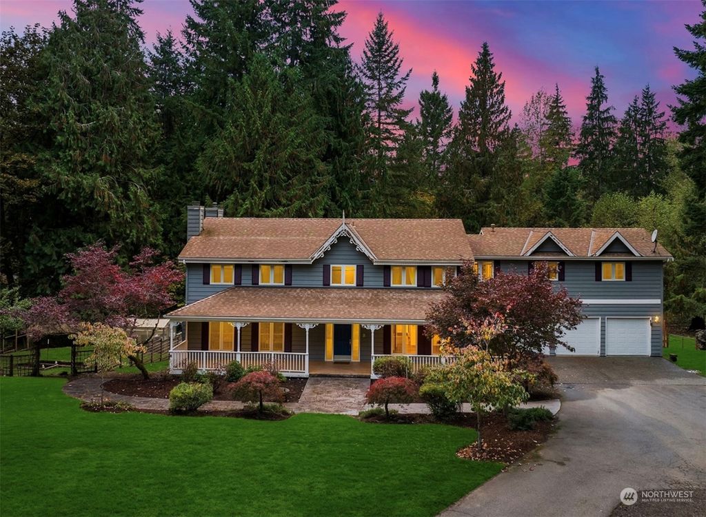 Photo of 20221 236th Avenue NE, Woodinville, WA 98077 (MLS # 2184382)