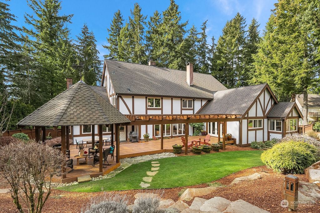 Photo of 3514 142nd Place NE, Bellevue, WA 98007 (MLS # 2130057)