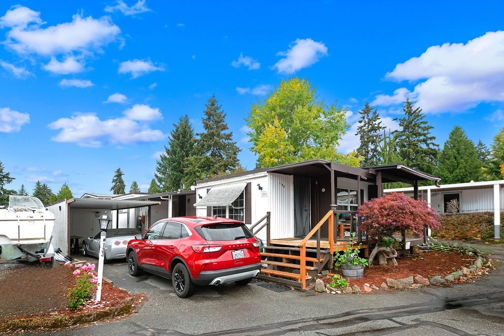 Photo of 7301 NE 175th Street NE #133, Kenmore, WA 98028 (MLS # 2599283)