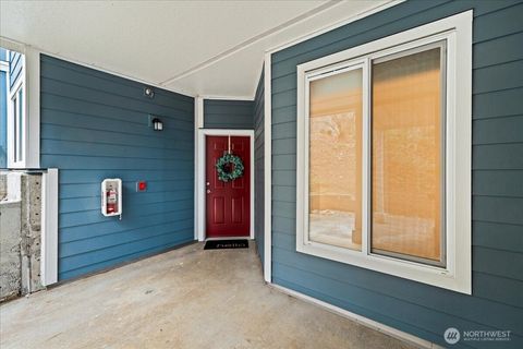 3918 243rd Place SE Unit F-201, Bothell, WA 98021 - MLS#: 2343852