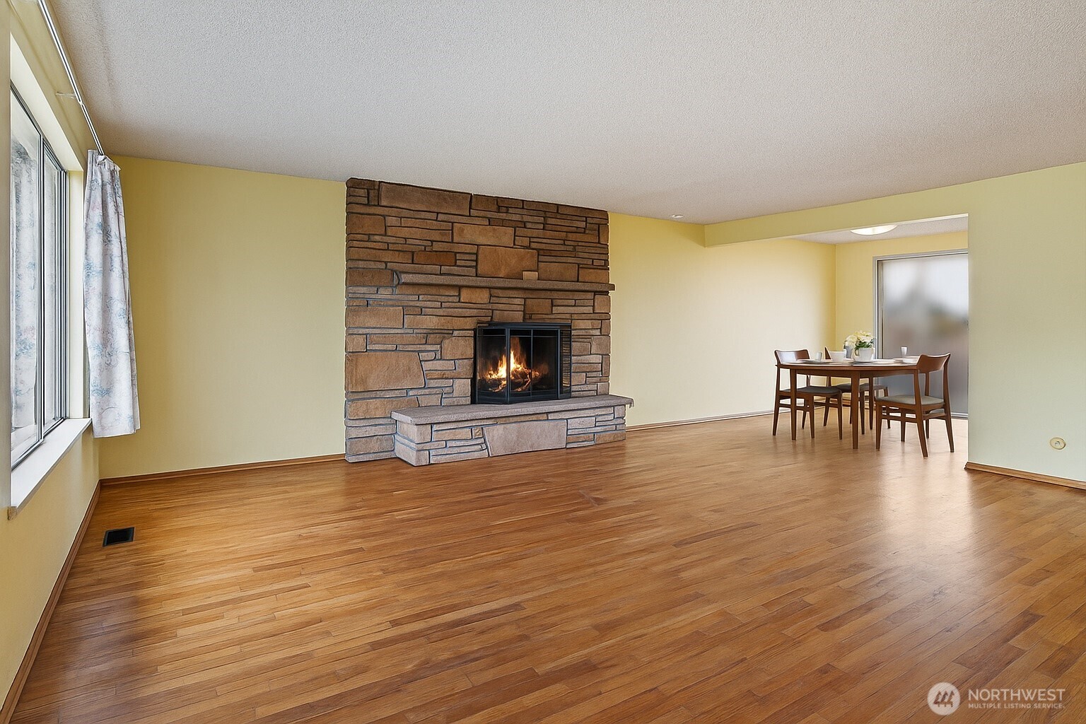 2823 S Othello Street