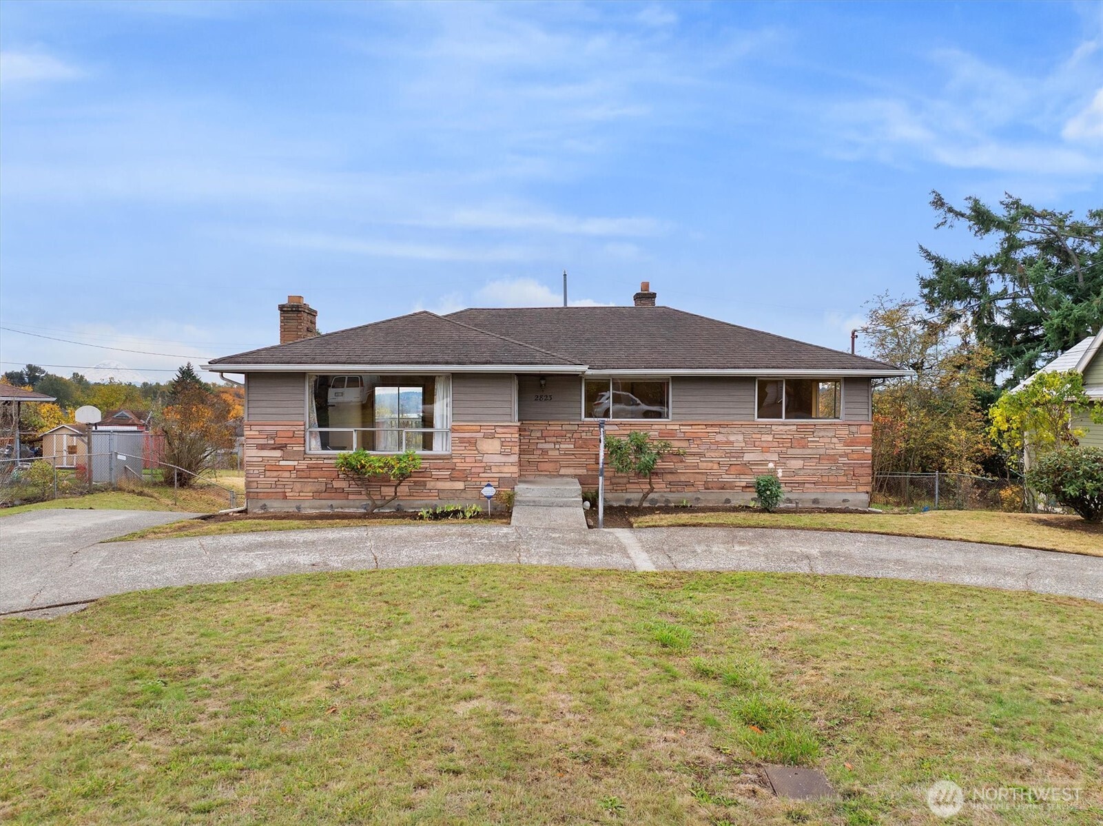 2823 S Othello Street