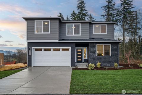 Photo of 3323 219th Avenue E, Lake Tapps, WA 98391 (MLS # 2491593)