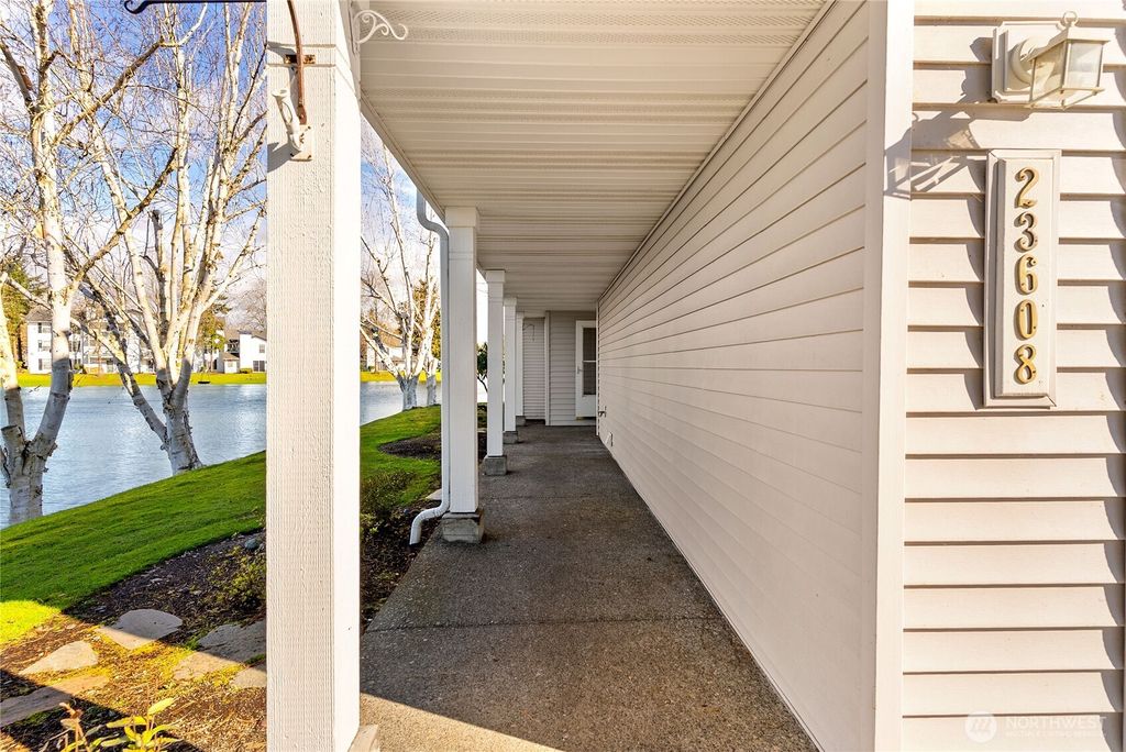 Photo of 23608 55th Place S #11-1, Kent, WA 98032 (MLS # 2498464)