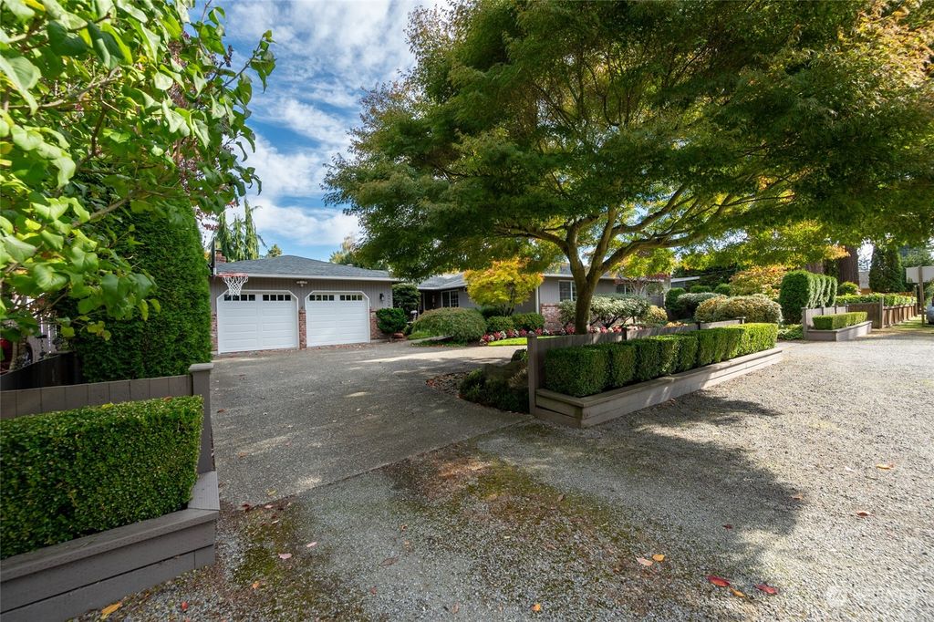 Photo of 14970 22nd Avenue SW, Burien, WA 98166 (MLS # 2172486)