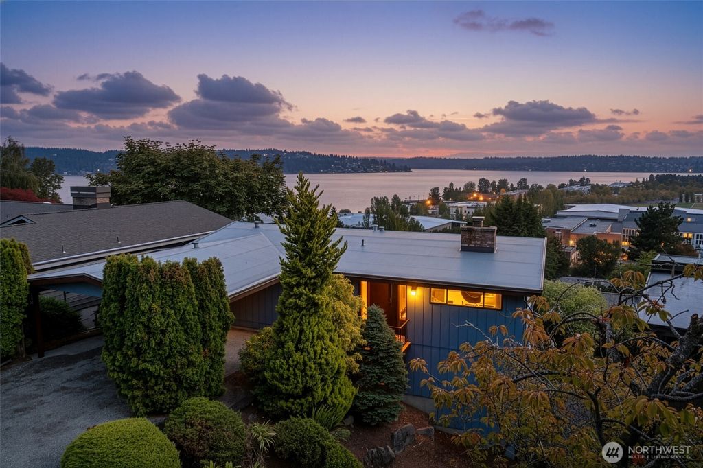 Photo of 7734 57th Avenue NE, Seattle, WA 98115 (MLS # 2442510)