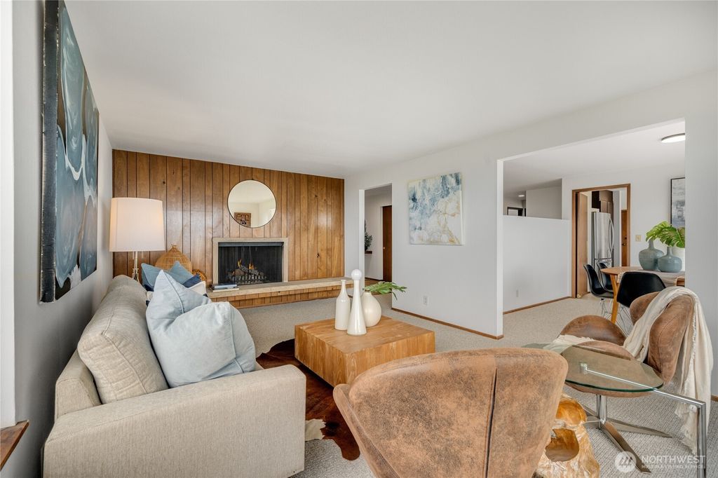 Photo of 7734 57th Avenue NE, Seattle, WA 98115 (MLS # 2442510)