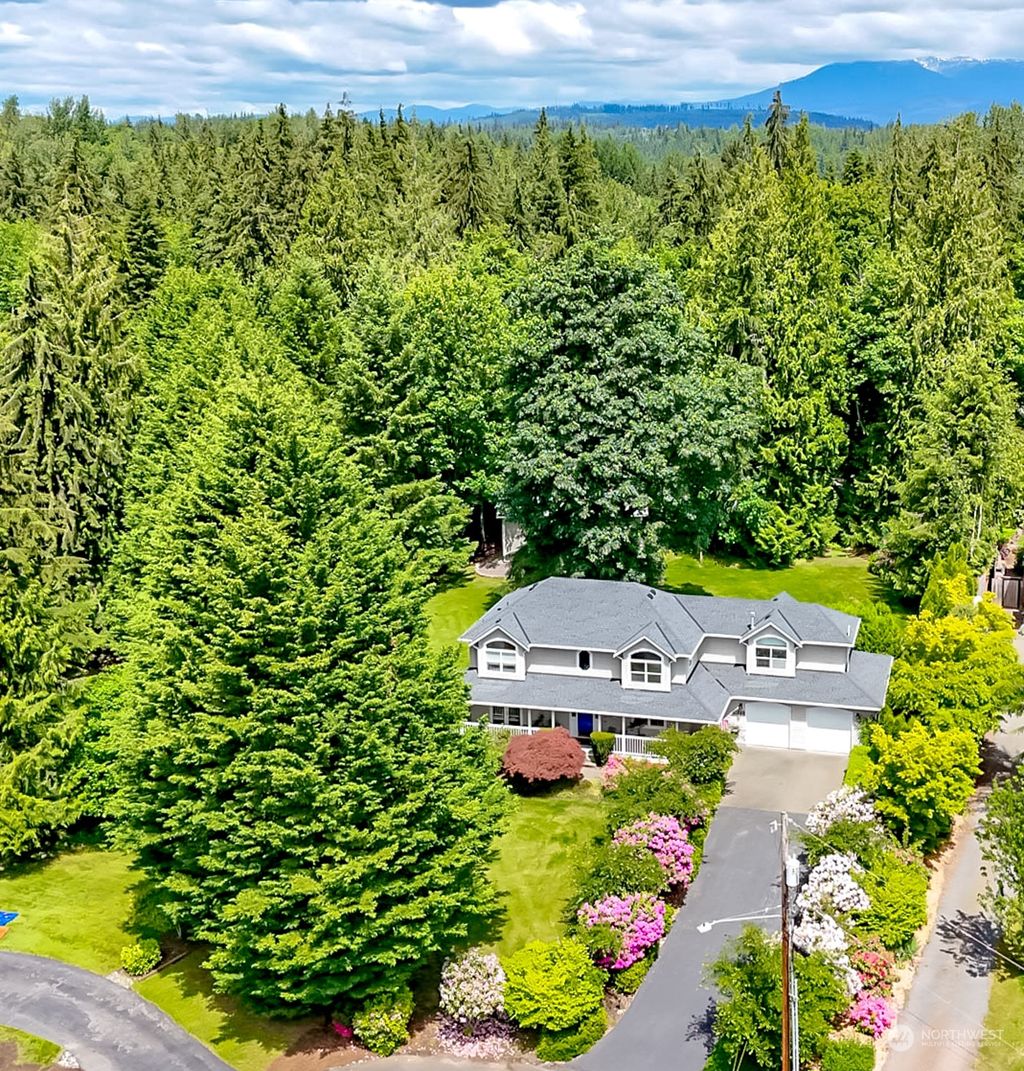Photo of 11930 205th Drive SE, Snohomish, WA 98290 (MLS # 2245399)