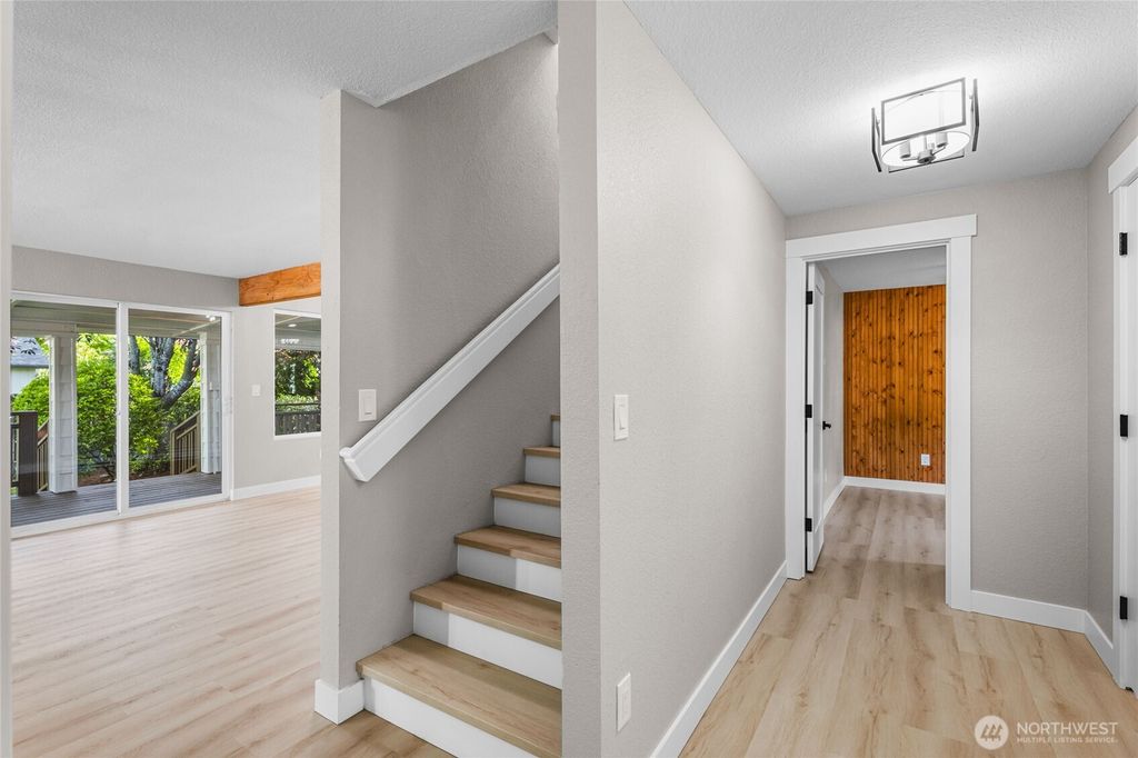 listing image 9362222922919922666