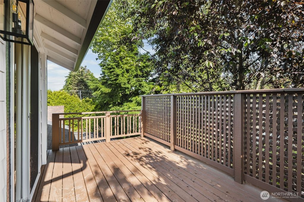 listing image 9362167729361285015