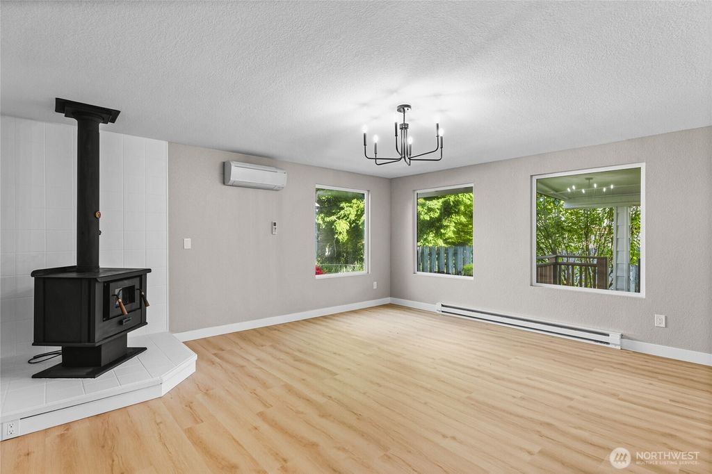 listing image 9364167245203862451