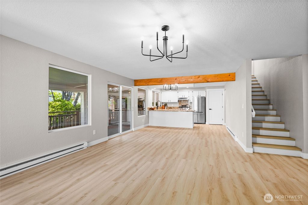 listing image 9365485657721362288