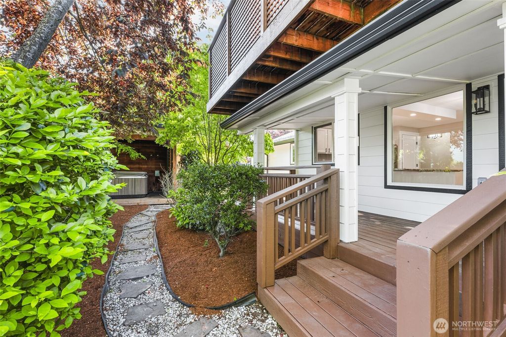 listing image 9369873934178657823