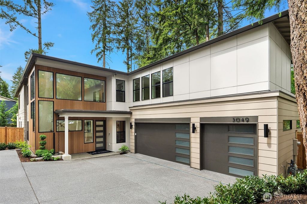 Photo of 3049 164th Place NE, Bellevue, WA 98008 (MLS # 2526143)