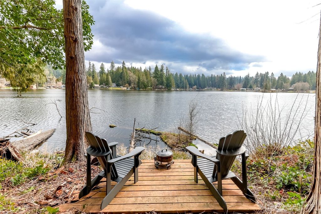Photo of 32113 Whitman Lake Drive E, Graham, WA 98338 (MLS # 2492288)