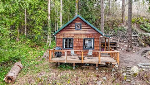 Photo of 32113 Whitman Lake Drive E, Graham, WA 98338 (MLS # 2492288)