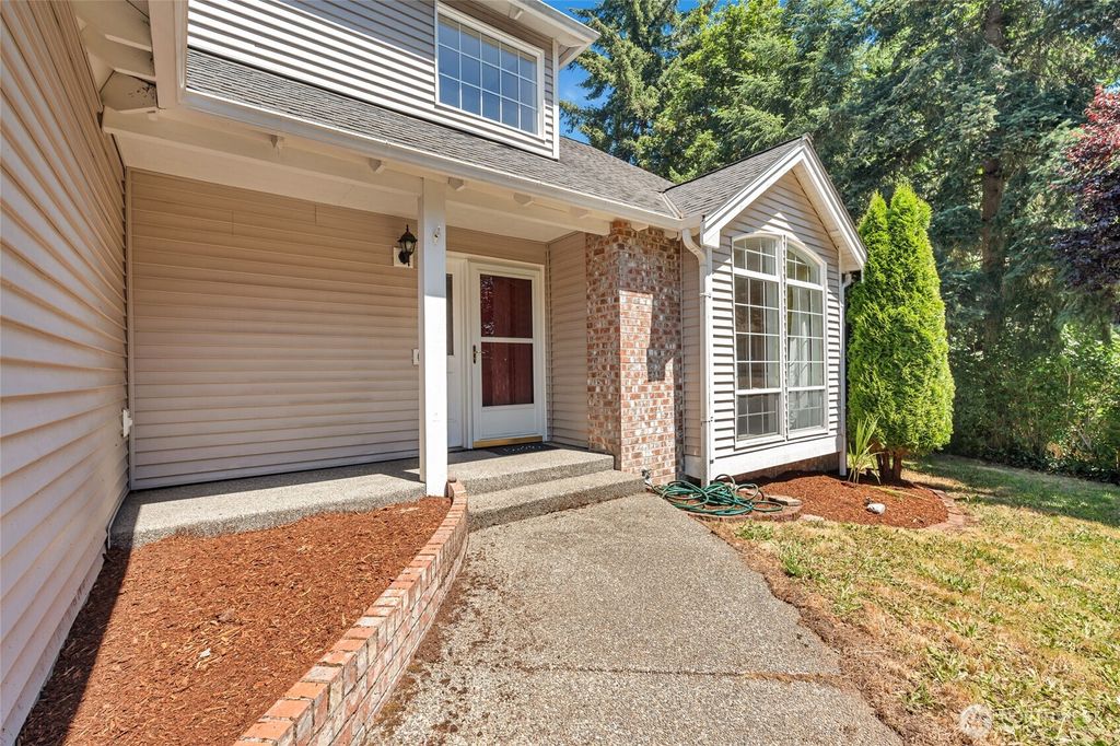Photo of 2052 NE Marina Vista Court, Poulsbo, WA 98370 (MLS # 2544369)