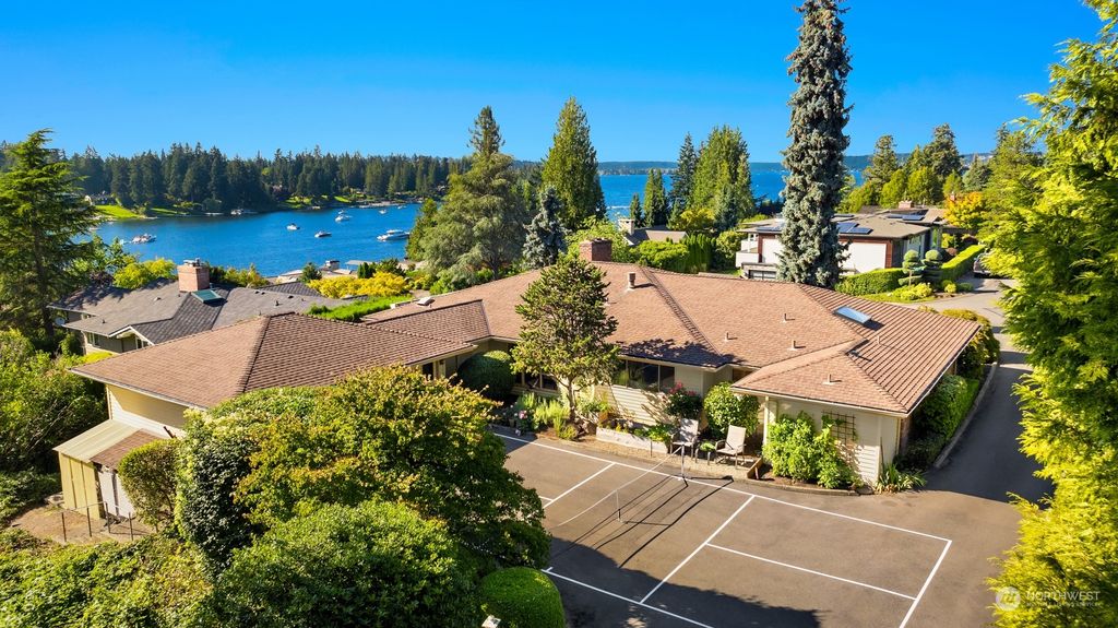 Photo of 8947 NE 36th Street, Yarrow Point, WA 98004 (MLS # 2319593)