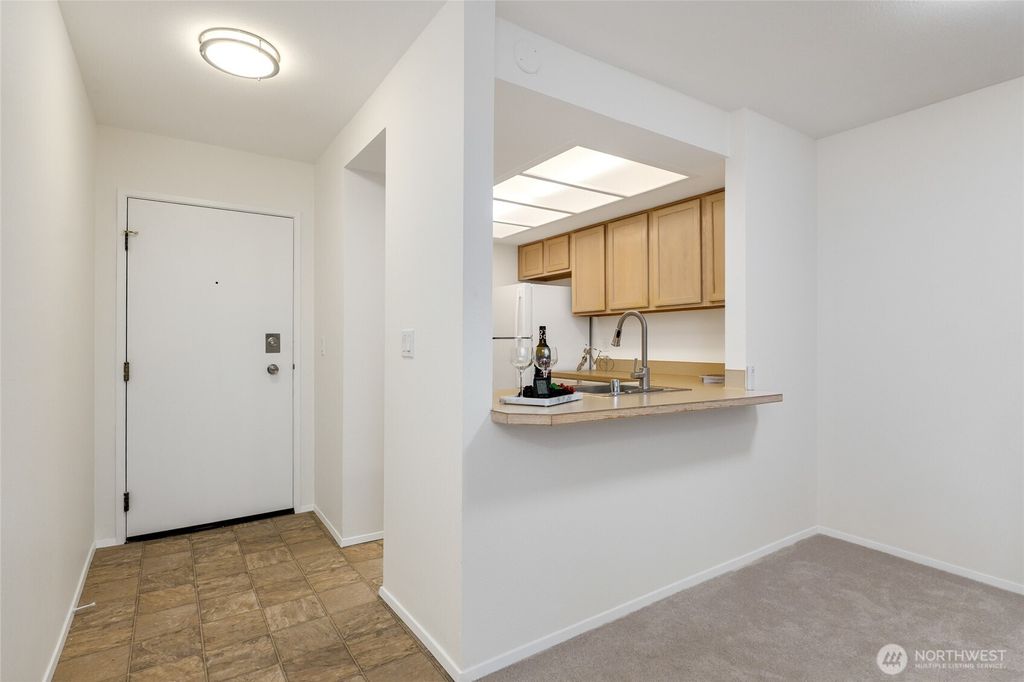 Photo of 14645 NE 34th St St #C9, Bellevue, WA 98007 (MLS # 2476033)