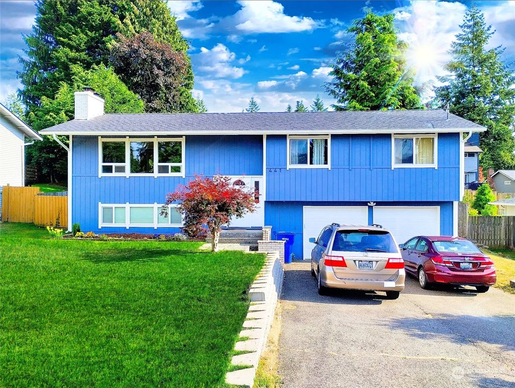 Photo of 441 S 305th Street, Federal Way, WA 98003 (MLS # 2129249)