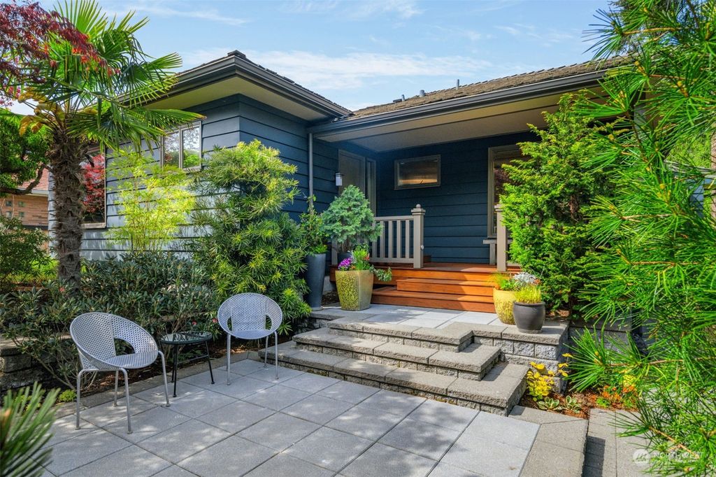 Photo of 9253 View Avenue NW, Seattle, WA 98117 (MLS # 2227007)